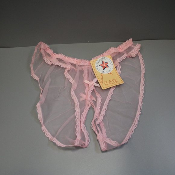 hot hussy crotchless panty - Picture 1 of 3